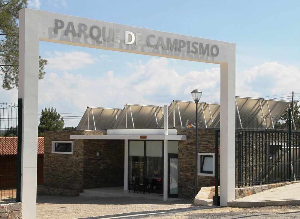 Douro Camping 米兰达·杜·杜罗 外观 照片